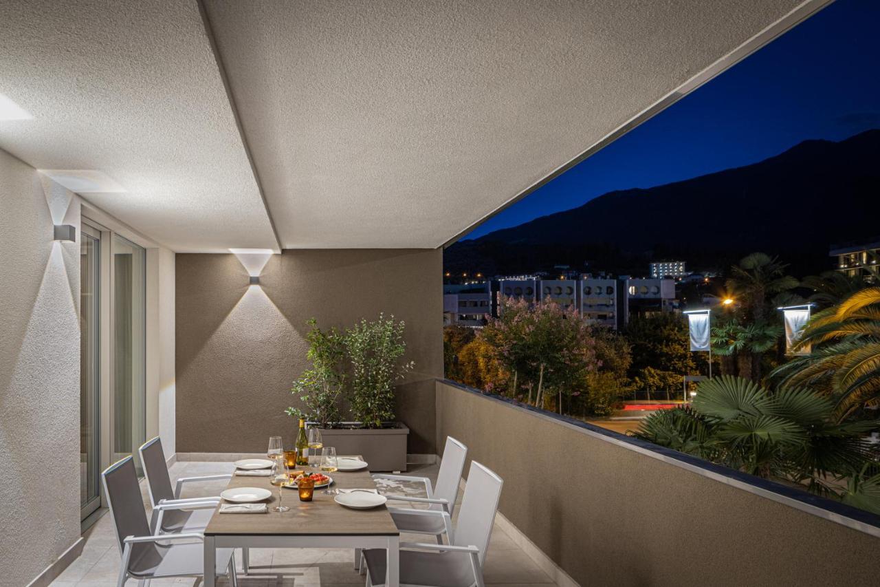 ריבה דל גארדה Aris Apartments & Sky Pool - Tonelli Hotels - Adult Friendly מראה חיצוני תמונה