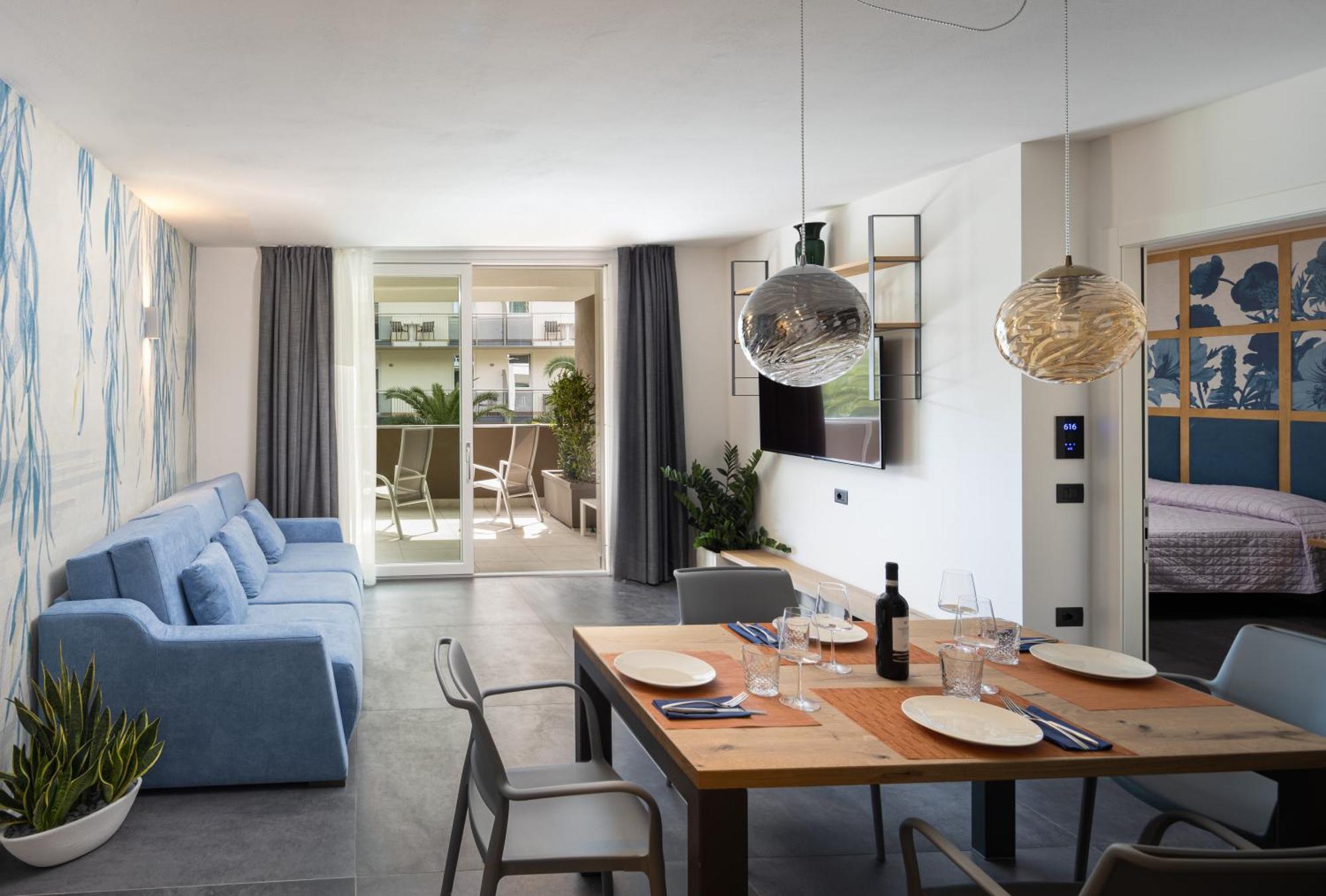 ריבה דל גארדה Aris Apartments & Sky Pool - Tonelli Hotels - Adult Friendly מראה חיצוני תמונה
